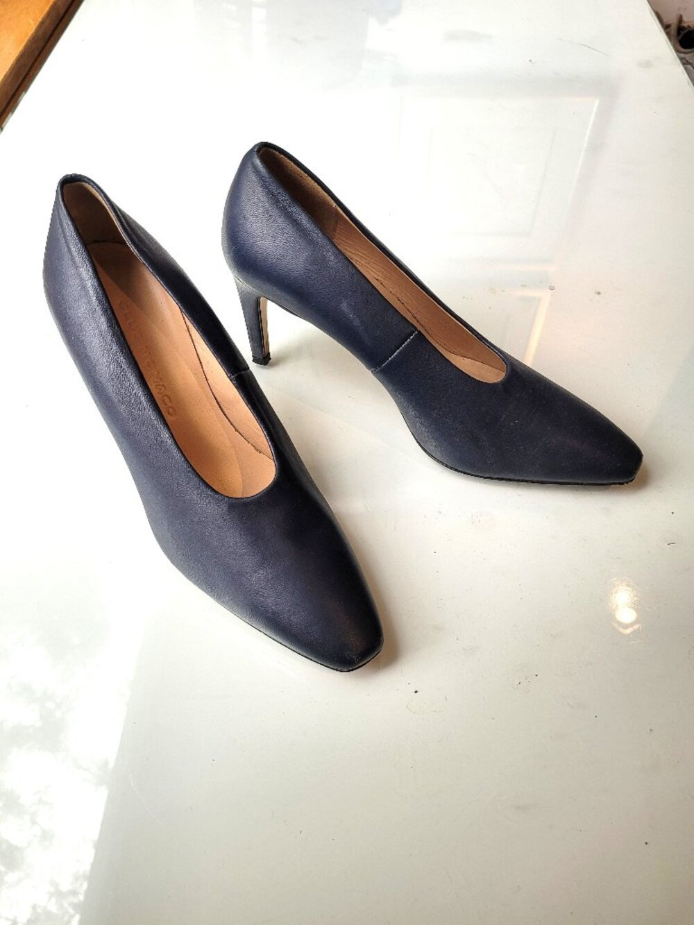 Club Monaco Glove Fit Navy Leather Heels Size EU 36